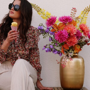 Alternative view of Boeket Larissa